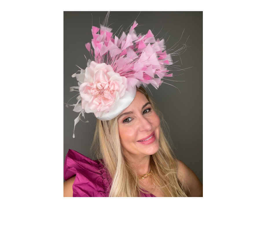 Elegant Pink & White Feather Fascinator – Derby Hat, Wedding Headpiece, Couture Millinery